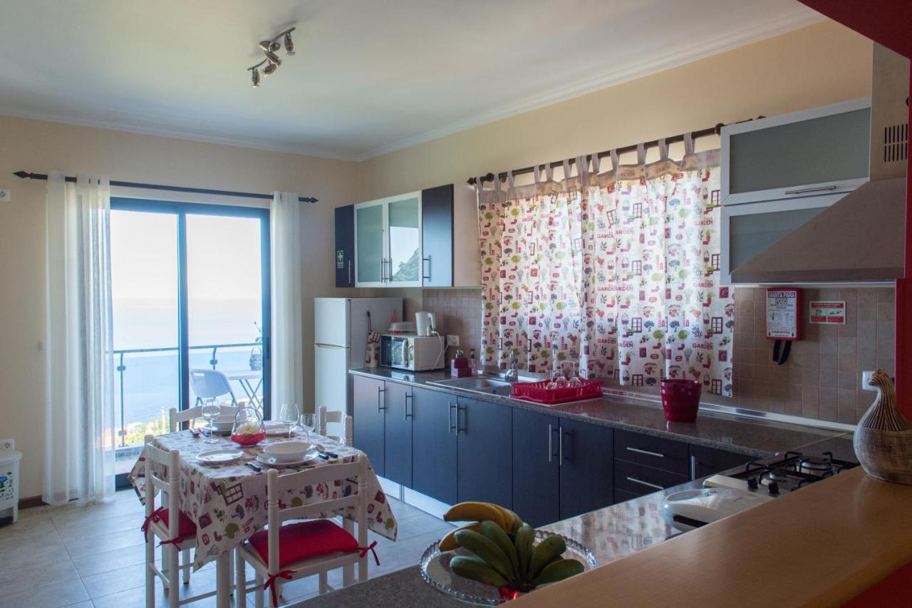 “Venik House” Sea_Mountains_Relaxing_Barbecue Apartment Funchal  Bagian luar foto